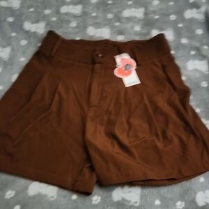 Cider High-Waist Brown Pleated Shorts